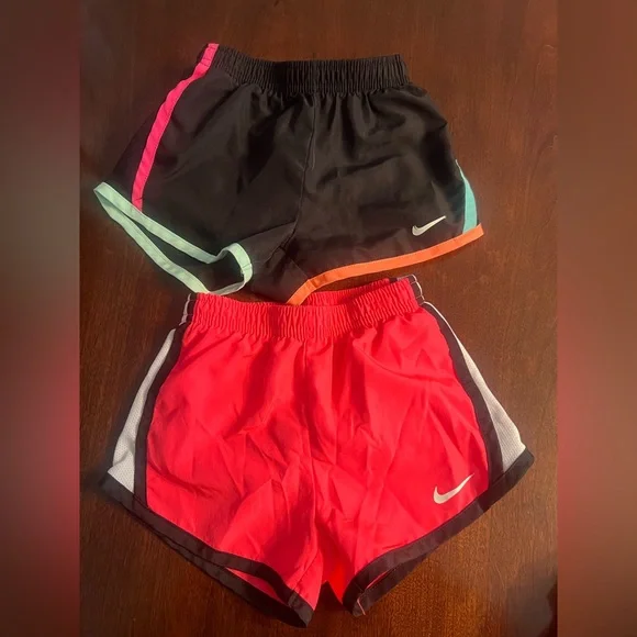 Nike shorts size 2-3 years - Picture 1 of 3